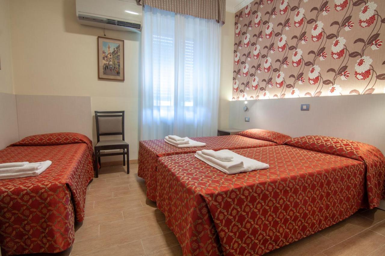 מילאנו Hotel Dei Fiori מראה חיצוני תמונה