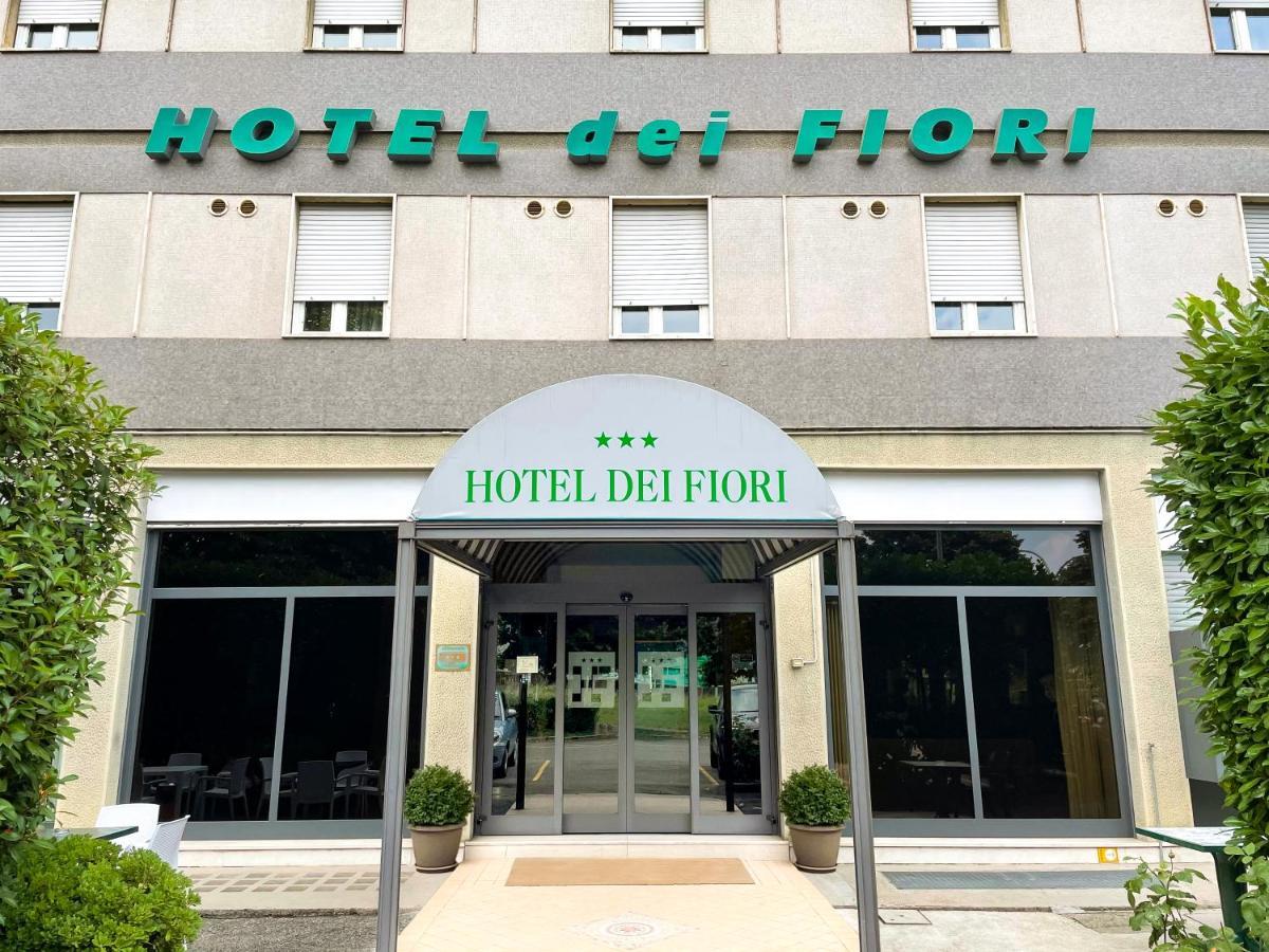 מילאנו Hotel Dei Fiori מראה חיצוני תמונה