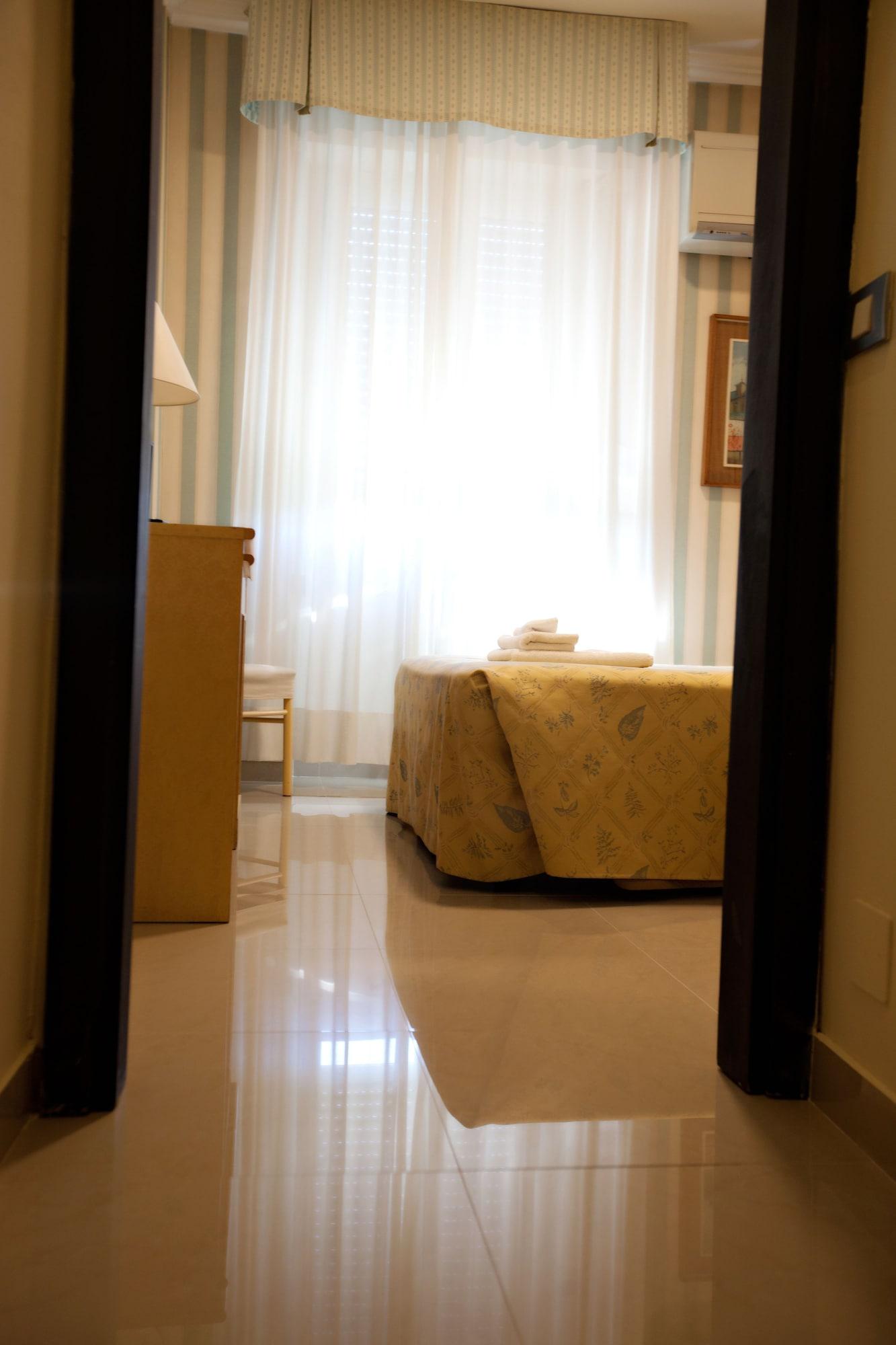 מילאנו Hotel Dei Fiori מראה חיצוני תמונה