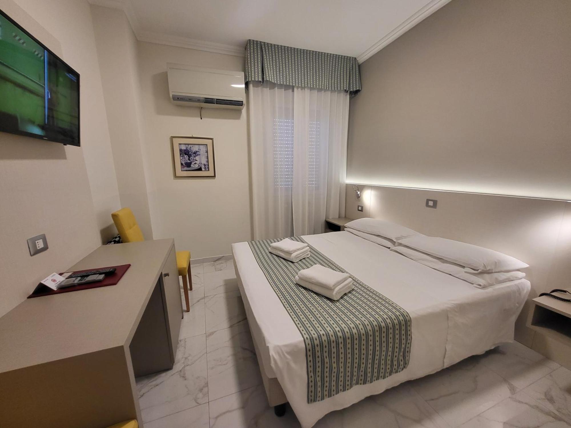 מילאנו Hotel Dei Fiori מראה חיצוני תמונה