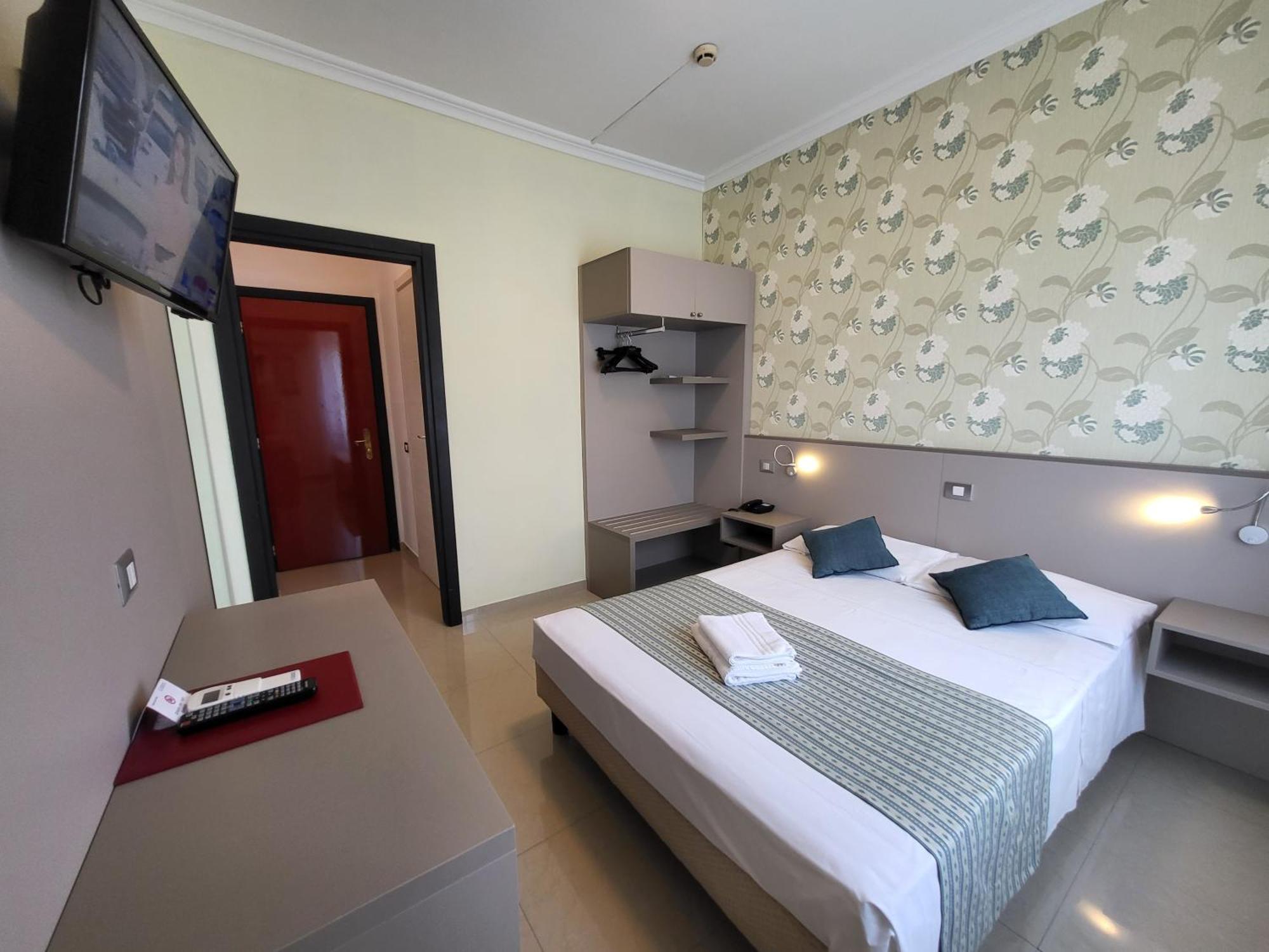 מילאנו Hotel Dei Fiori מראה חיצוני תמונה
