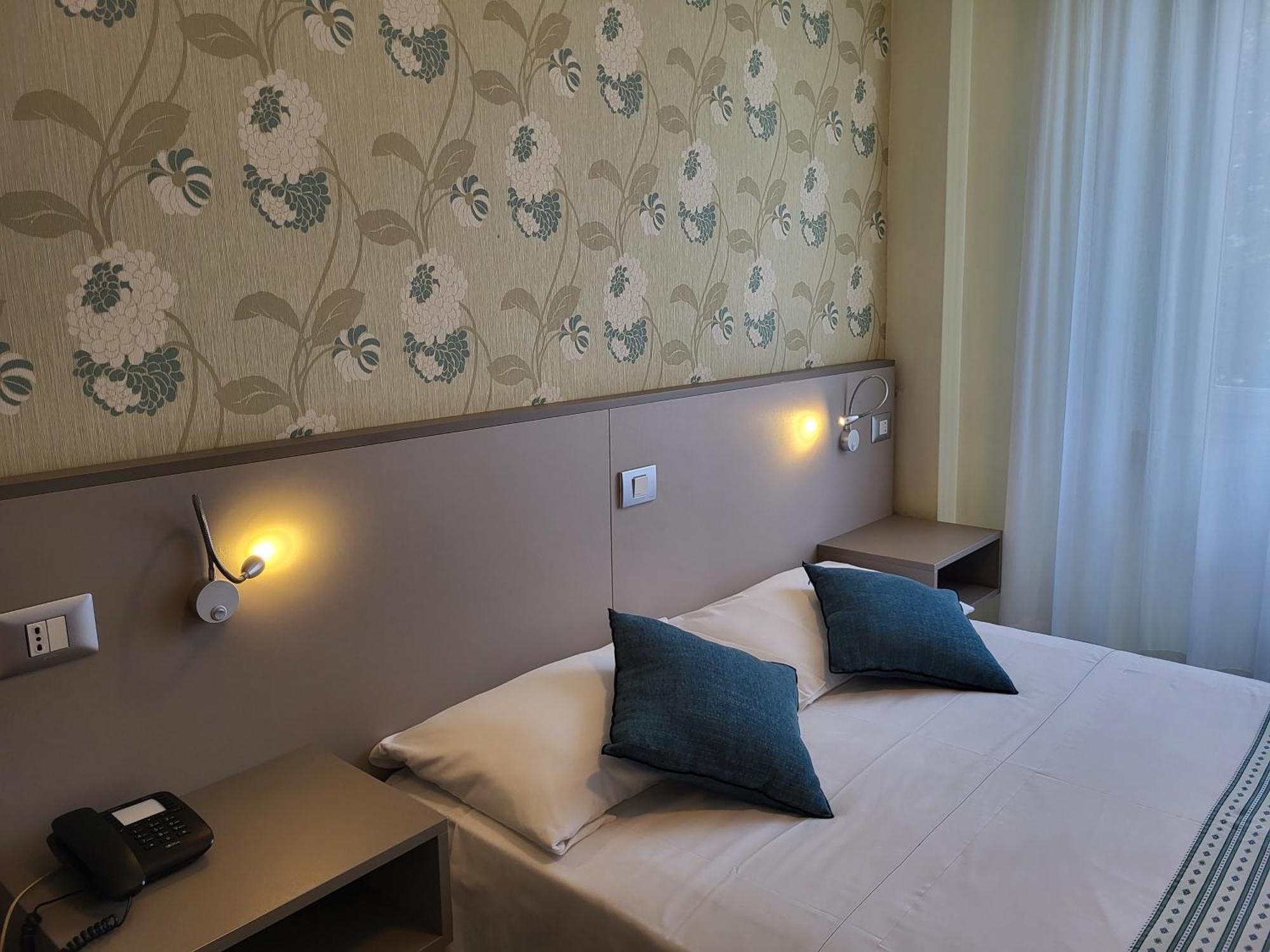 מילאנו Hotel Dei Fiori מראה חיצוני תמונה