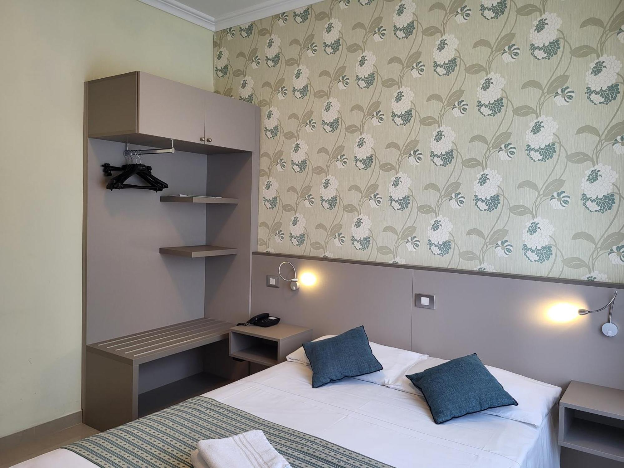 מילאנו Hotel Dei Fiori מראה חיצוני תמונה