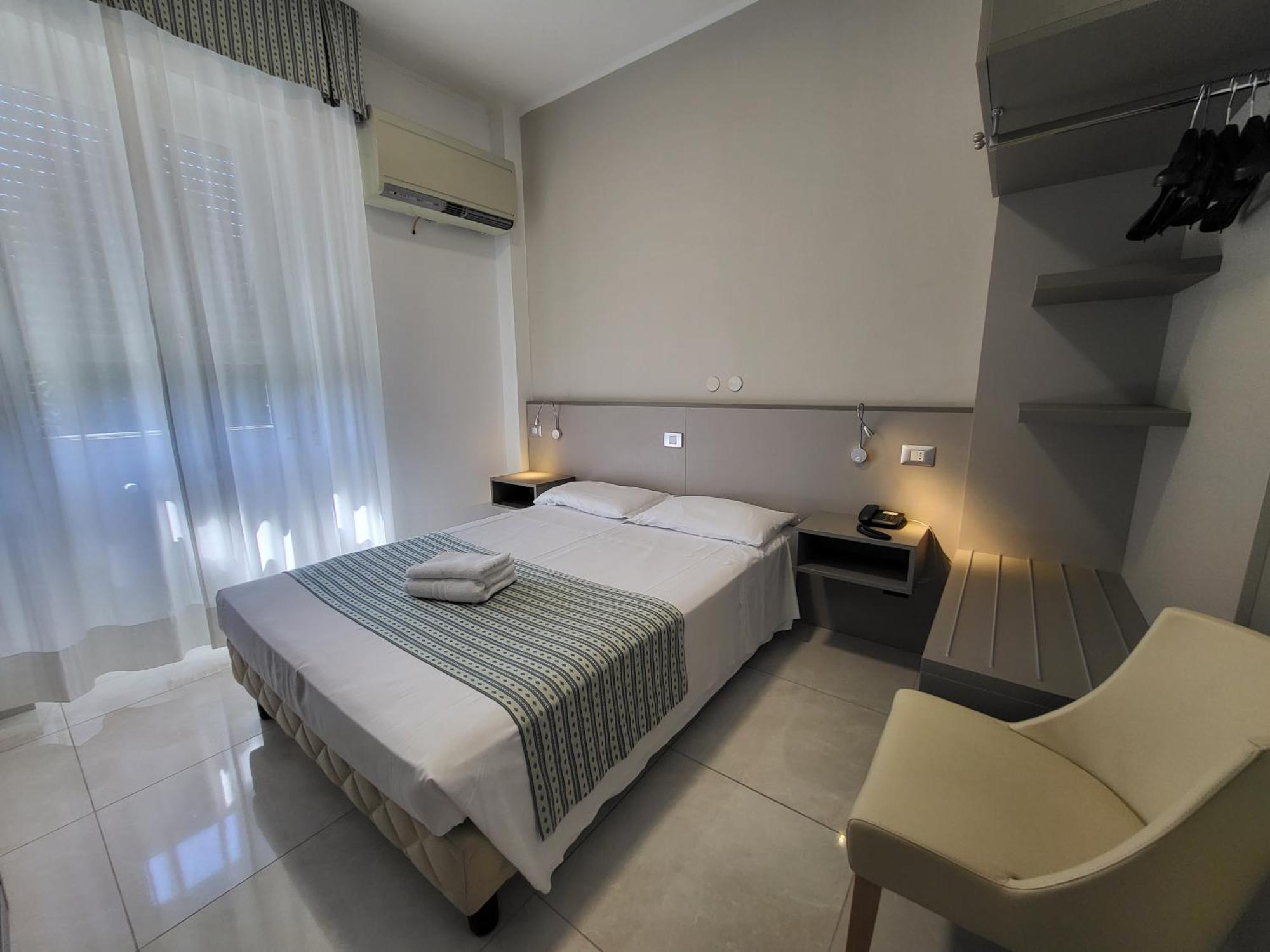מילאנו Hotel Dei Fiori מראה חיצוני תמונה